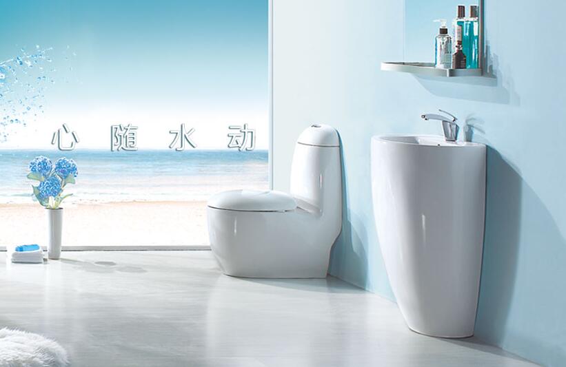 想边洗澡边看书？ 浴室改造成书房